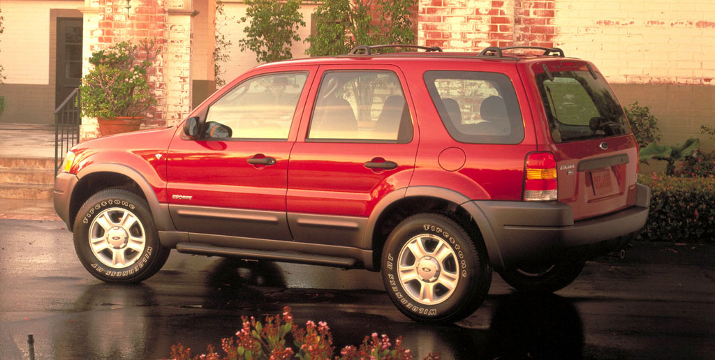 harga mobil bekas ford escape tahun 2002-2005