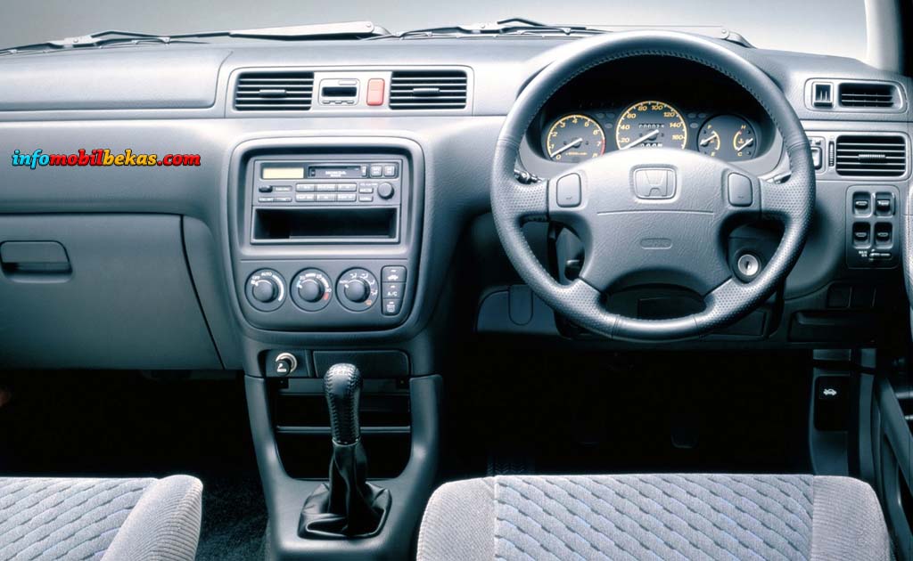 dashboard honda-crv-gen-1-tahun-2000-2002 dgn transmisi manual